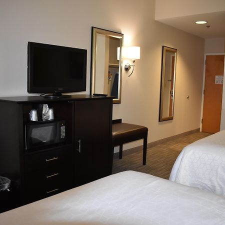 Holiday Inn Express Apex - Raleigh By Ihg Exterior photo
