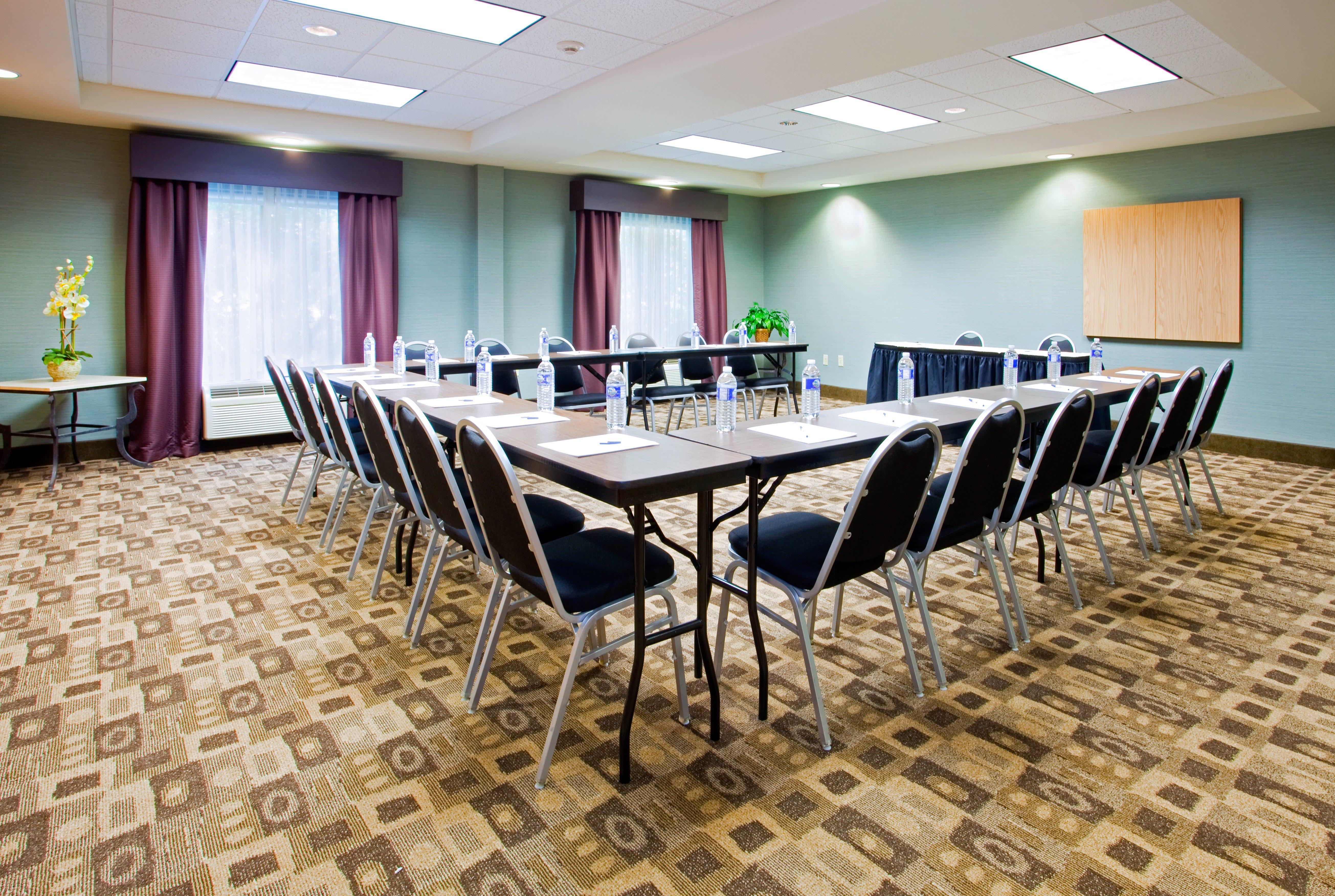 Holiday Inn Express Apex - Raleigh By Ihg Exterior photo
