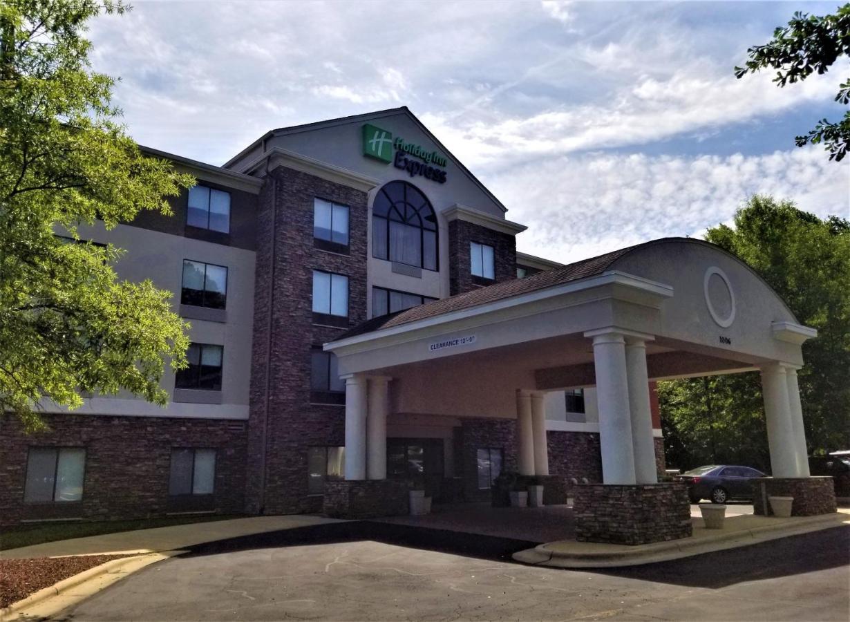 Holiday Inn Express Apex - Raleigh By Ihg Exterior photo