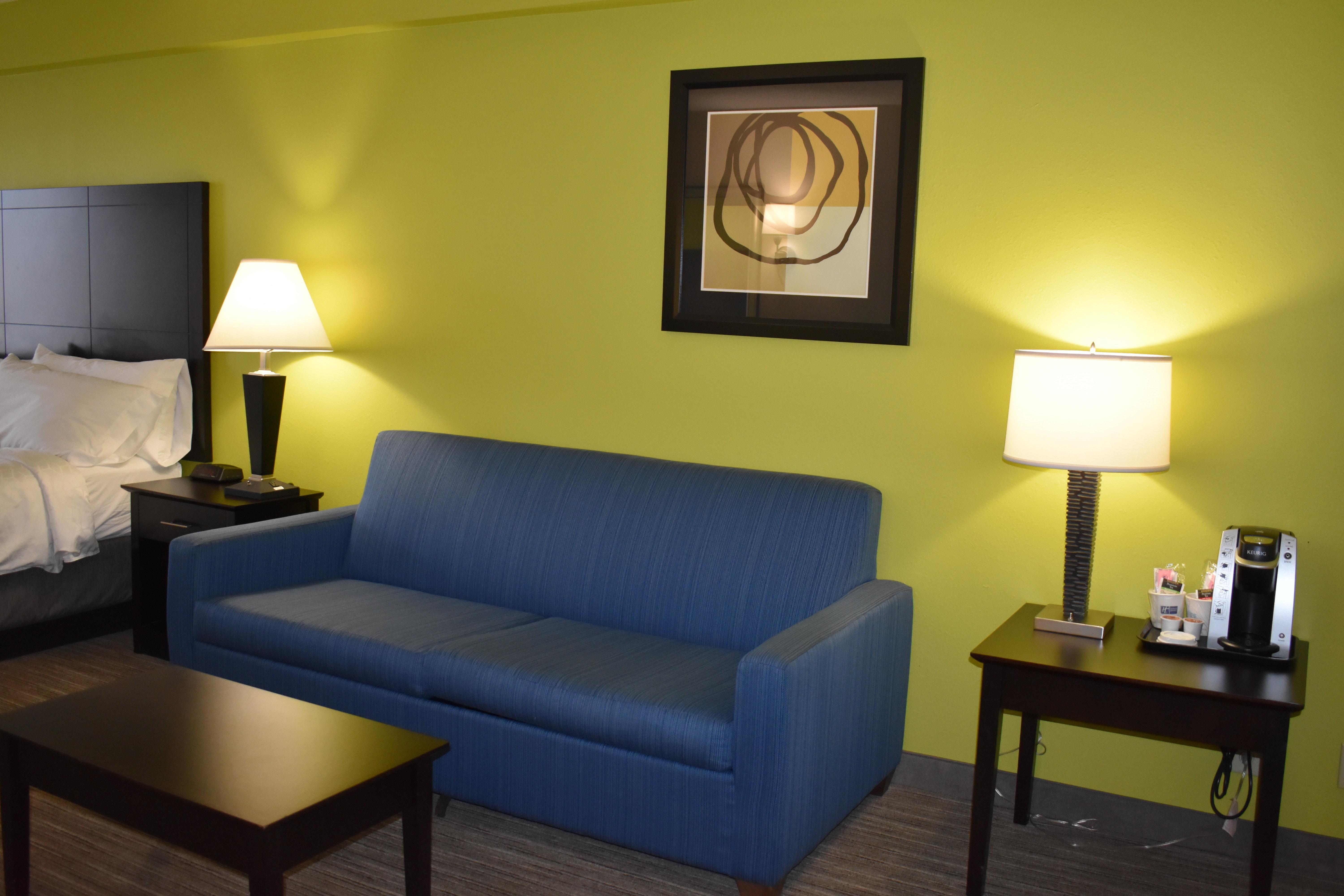 Holiday Inn Express Apex - Raleigh By Ihg Exterior photo