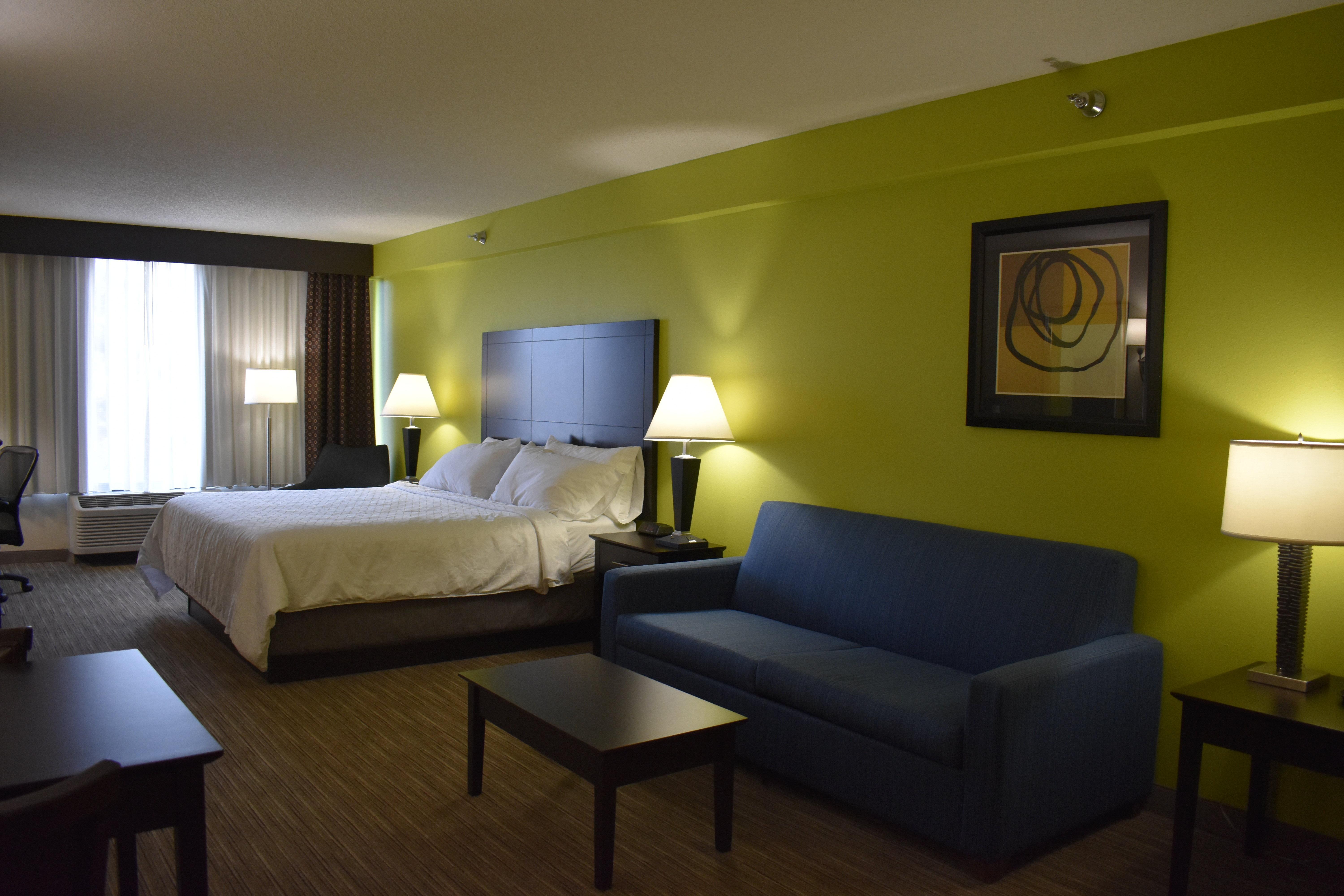 Holiday Inn Express Apex - Raleigh By Ihg Exterior photo