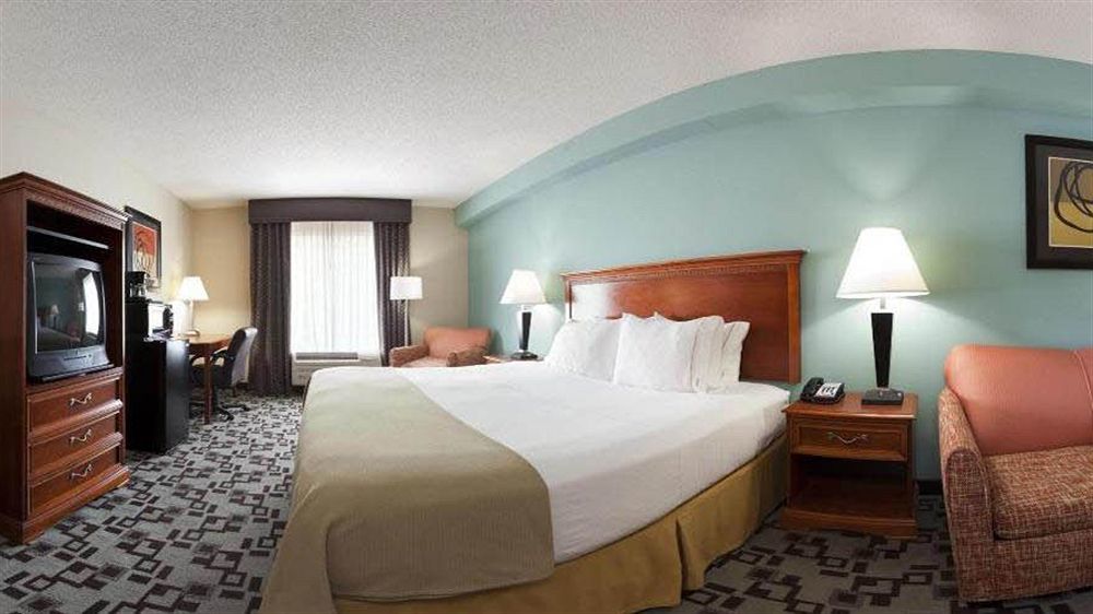 Holiday Inn Express Apex - Raleigh By Ihg Exterior photo