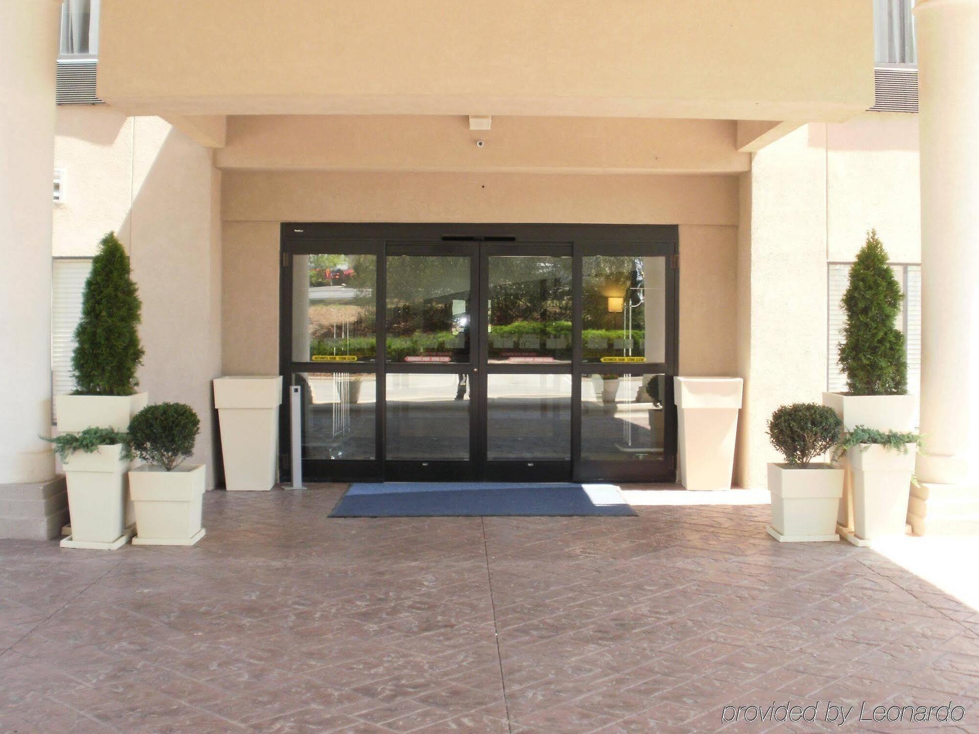 Holiday Inn Express Apex - Raleigh By Ihg Exterior photo