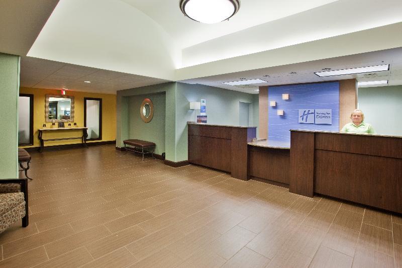 Holiday Inn Express Apex - Raleigh By Ihg Exterior photo