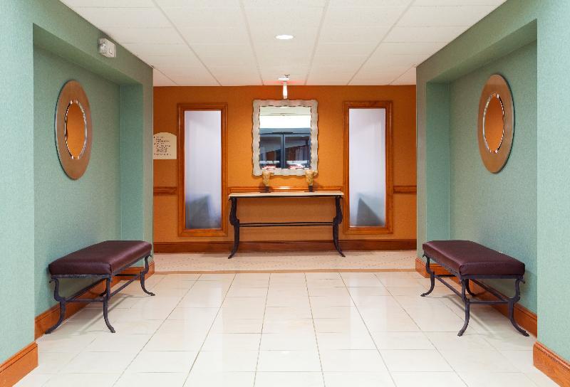 Holiday Inn Express Apex - Raleigh By Ihg Exterior photo